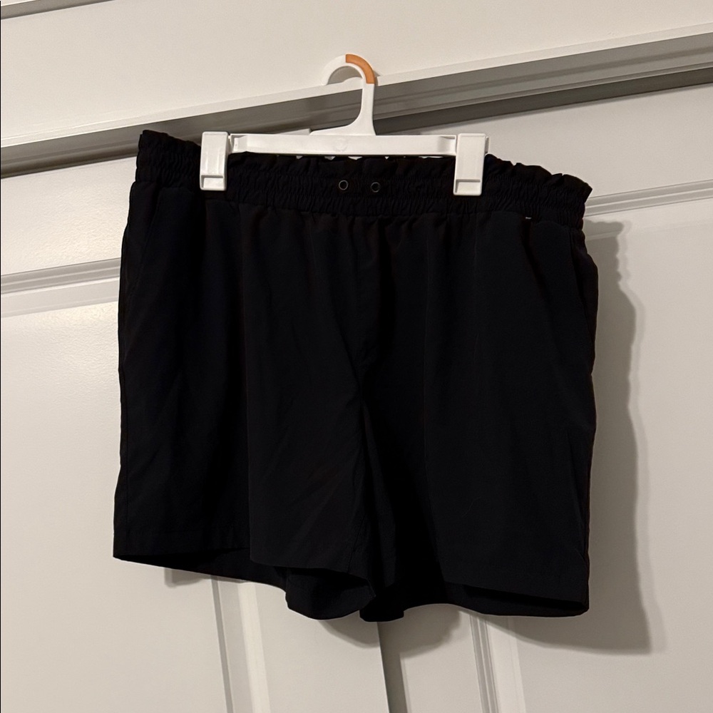 Mondetta Women's Classic Black Athletic Shorts